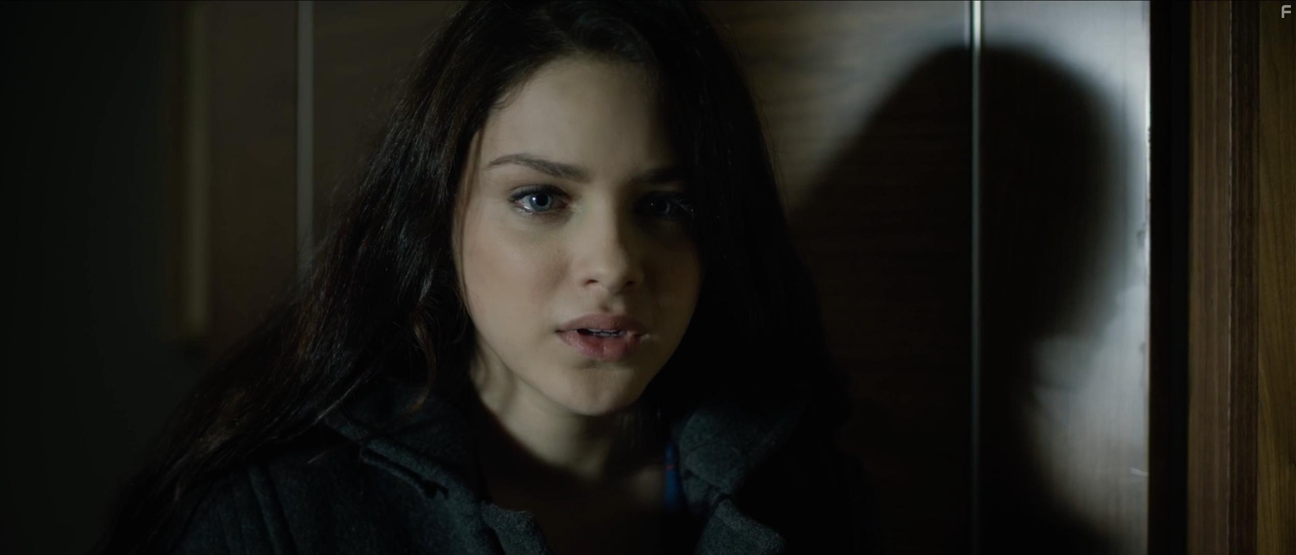 Odeya Rush in The Hunter's Prayer (2017)