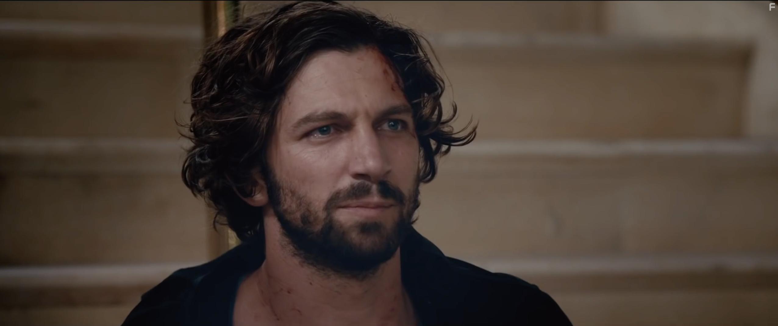 Michiel Huisman in 2:22 (2017)