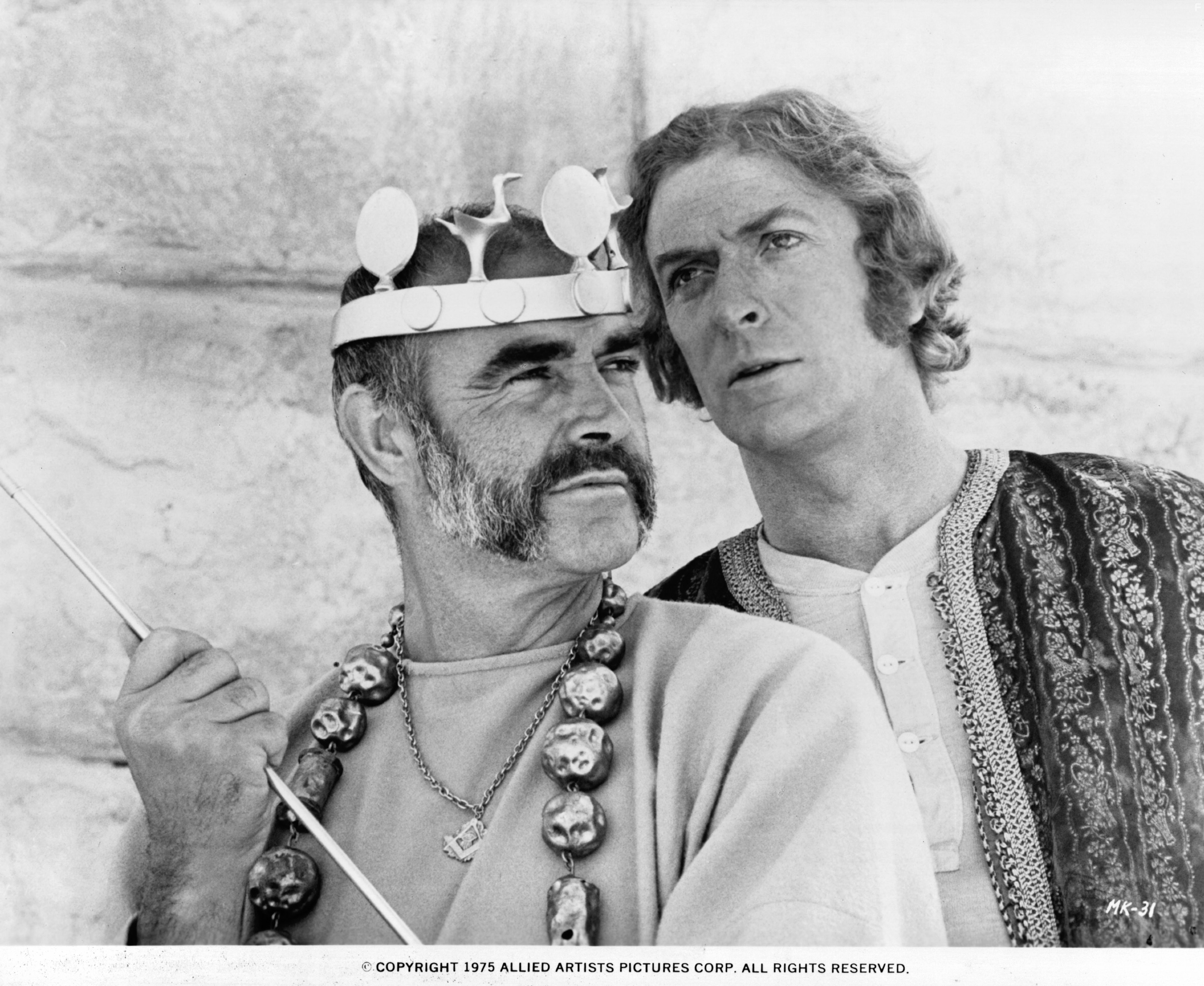 Sean Connery and Michael Caine in Чeловек, который хотел быть королем (1975)