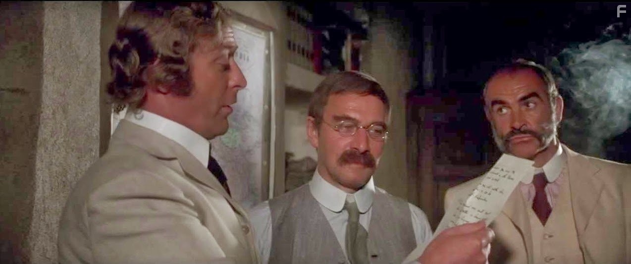Sean Connery, Michael Caine, and Christopher Plummer in Чeловек, который хотел быть королем (1975)