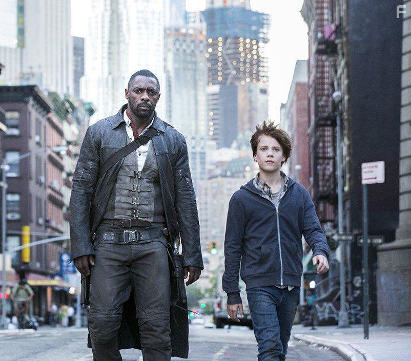 Idris Elba and Nicholas Hamilton in The Dark Tower (2017)