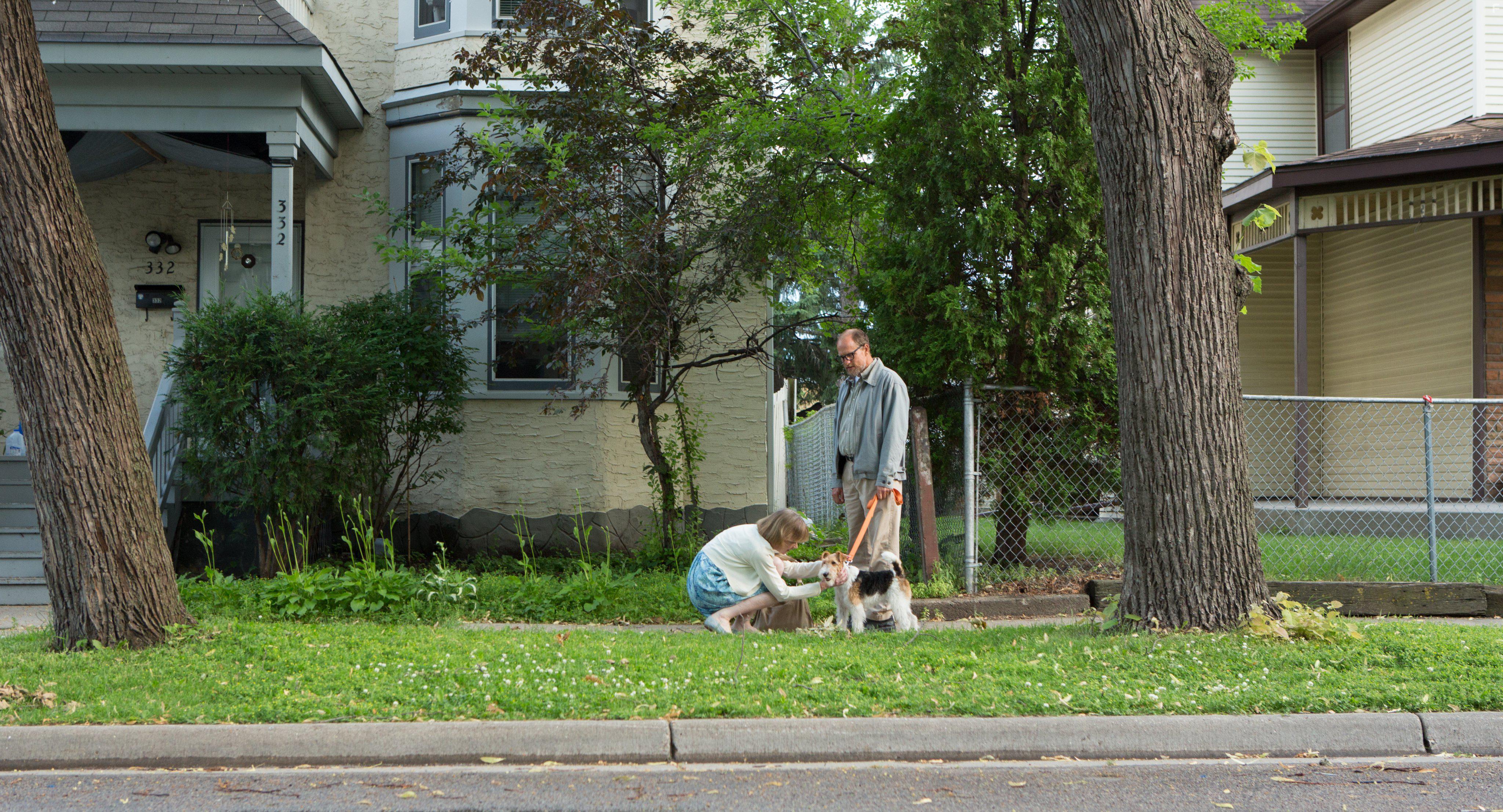 Woody Harrelson and Sandy Oian-Thomas in Wilson (2017)