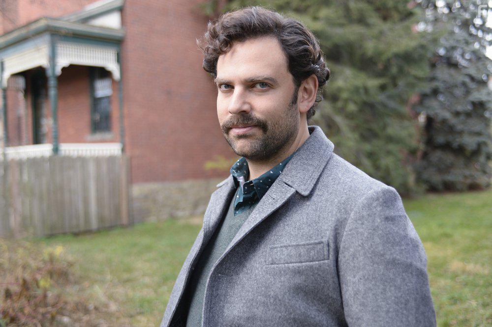 Barry Rothbart in Downward Dog (2017)