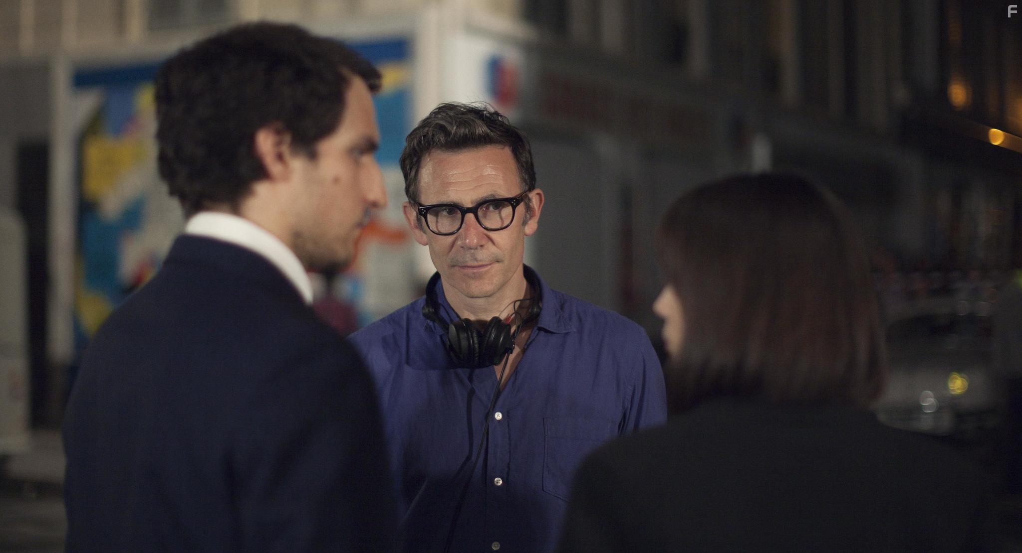 Louis Garrel, Michel Hazanavicius, and Stacy Martin in Le redoutable (2017)