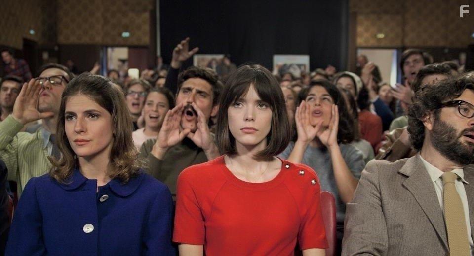 Stacy Martin in Le redoutable (2017)