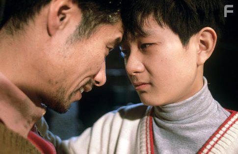 Peiqi Liu and Yun Tang in He ni zai yi qi (2002)