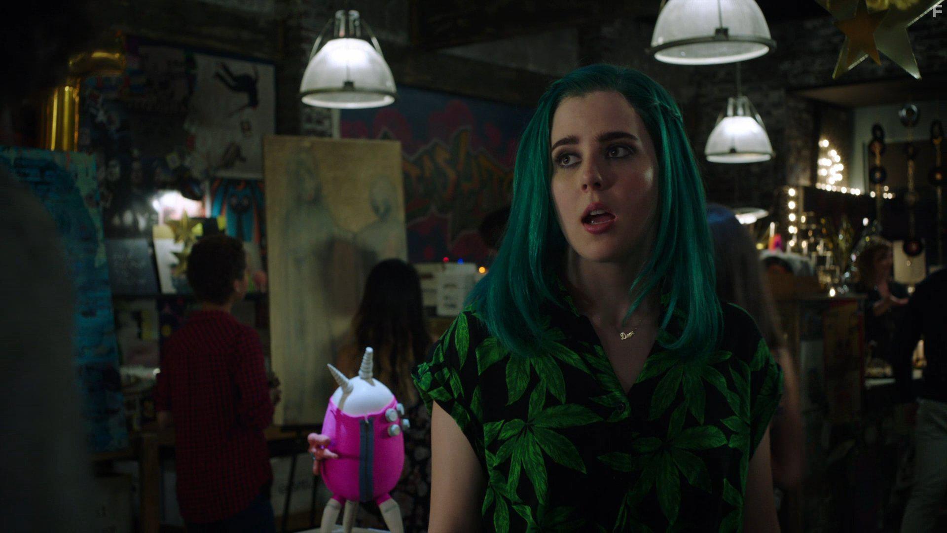 Taylor Dearden in Sweet/Vicious (2016)