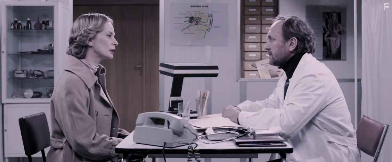 Andrzej Chyra and Magdalena Cielecka in Zjednoczone stany milosci (2016)