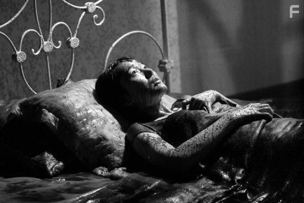 Jin-seo Yoon in Du saram-yida (2007)