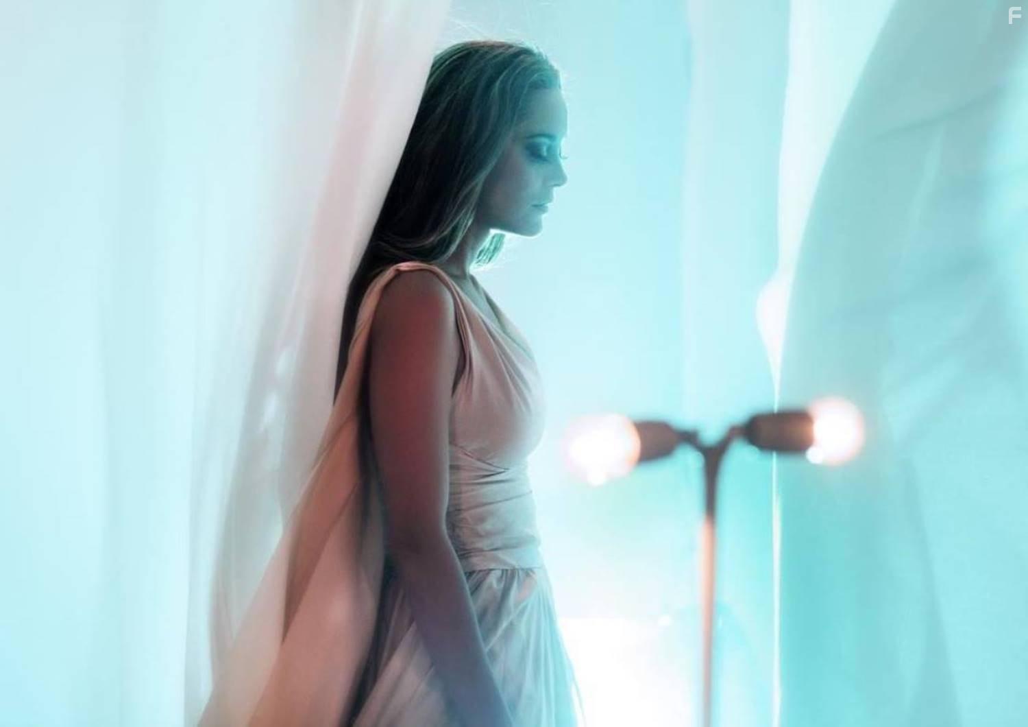 Marion Cotillard in Rock'n Roll (2017)