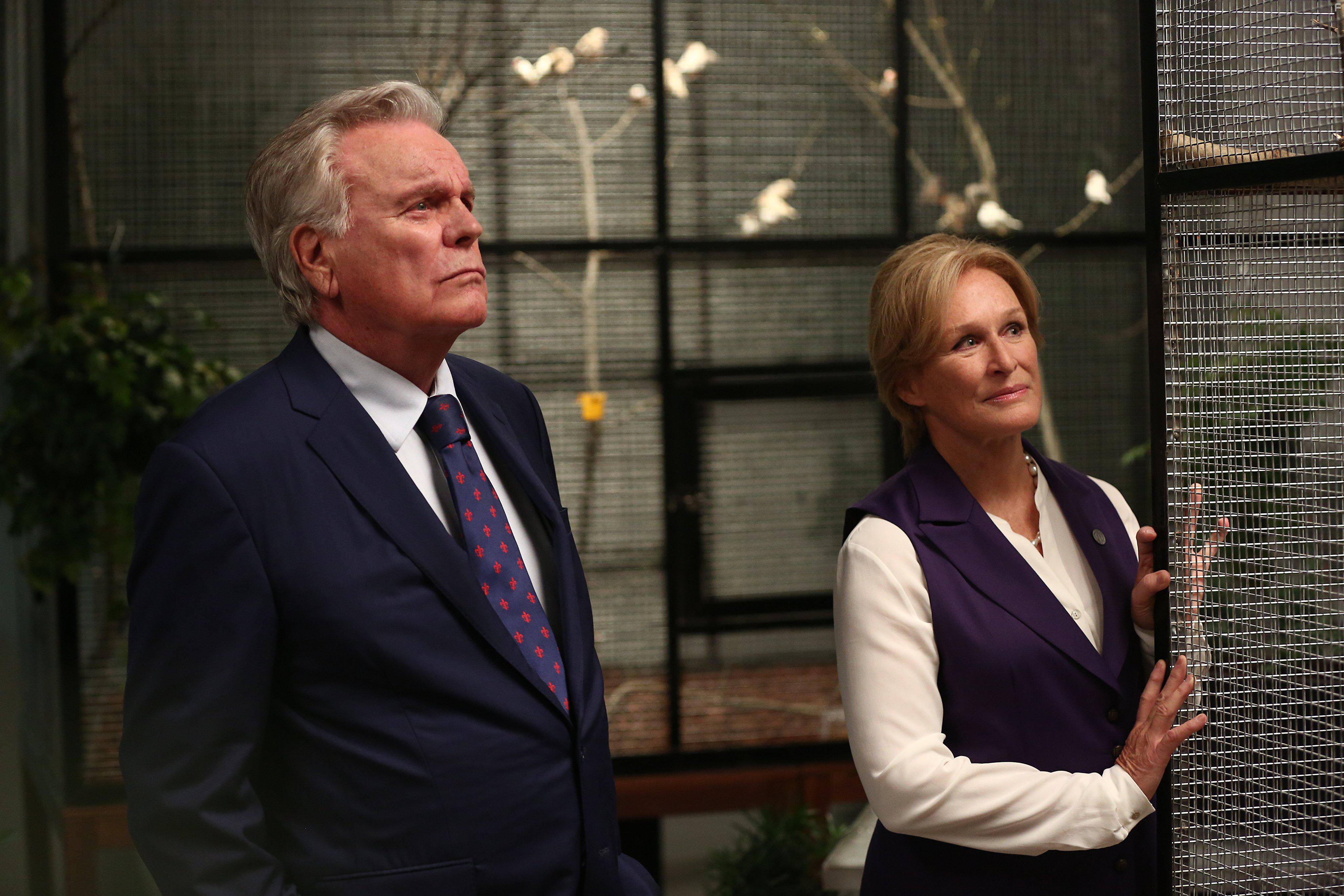 Glenn Close and Robert Wagner in Seven Sisters (2017)