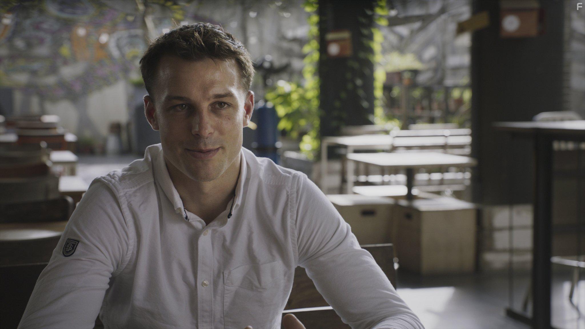 Earl Bamber in Le Mans: Racing Is Everything (2017)