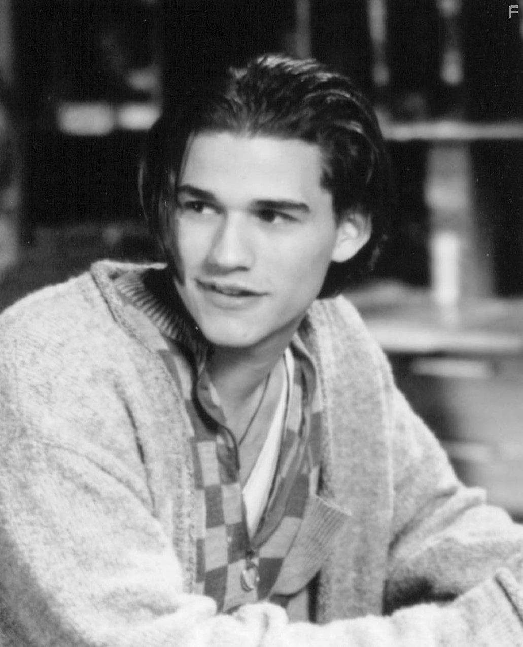 Johnny Whitworth in Магазин 'Империя' (1995)