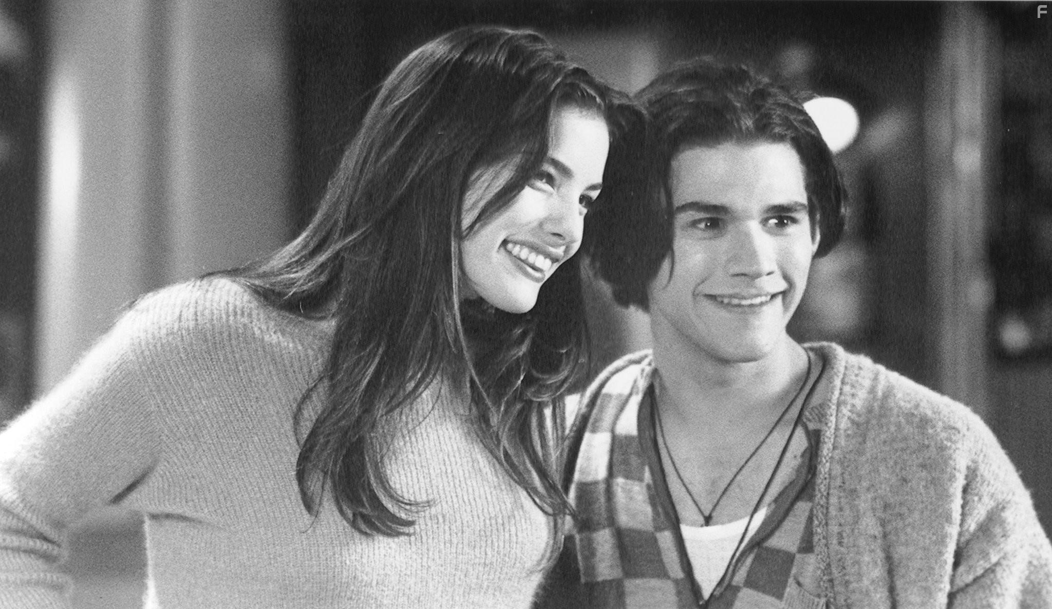 Liv Tyler and Johnny Whitworth in Магазин 'Империя' (1995)