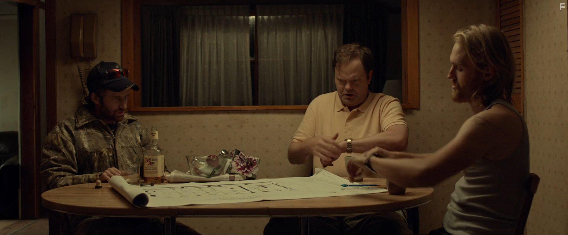 Mark Rendall, Wyatt Russell, and Rainn Wilson in Shimmer Lake (2017)