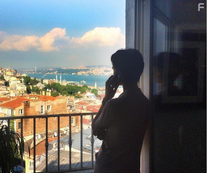 Tuba Bykstn in Istanbul Kirmizisi (2017)