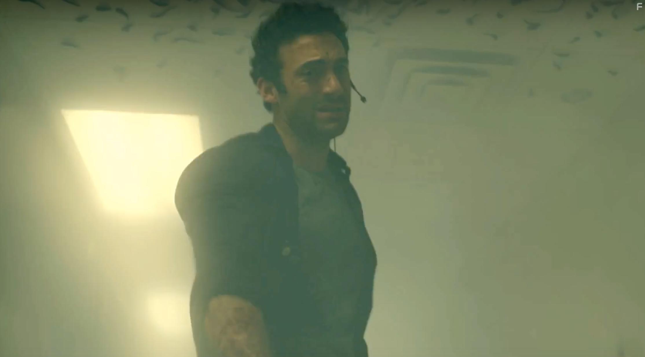 Morgan Spector in The Mist (2017)