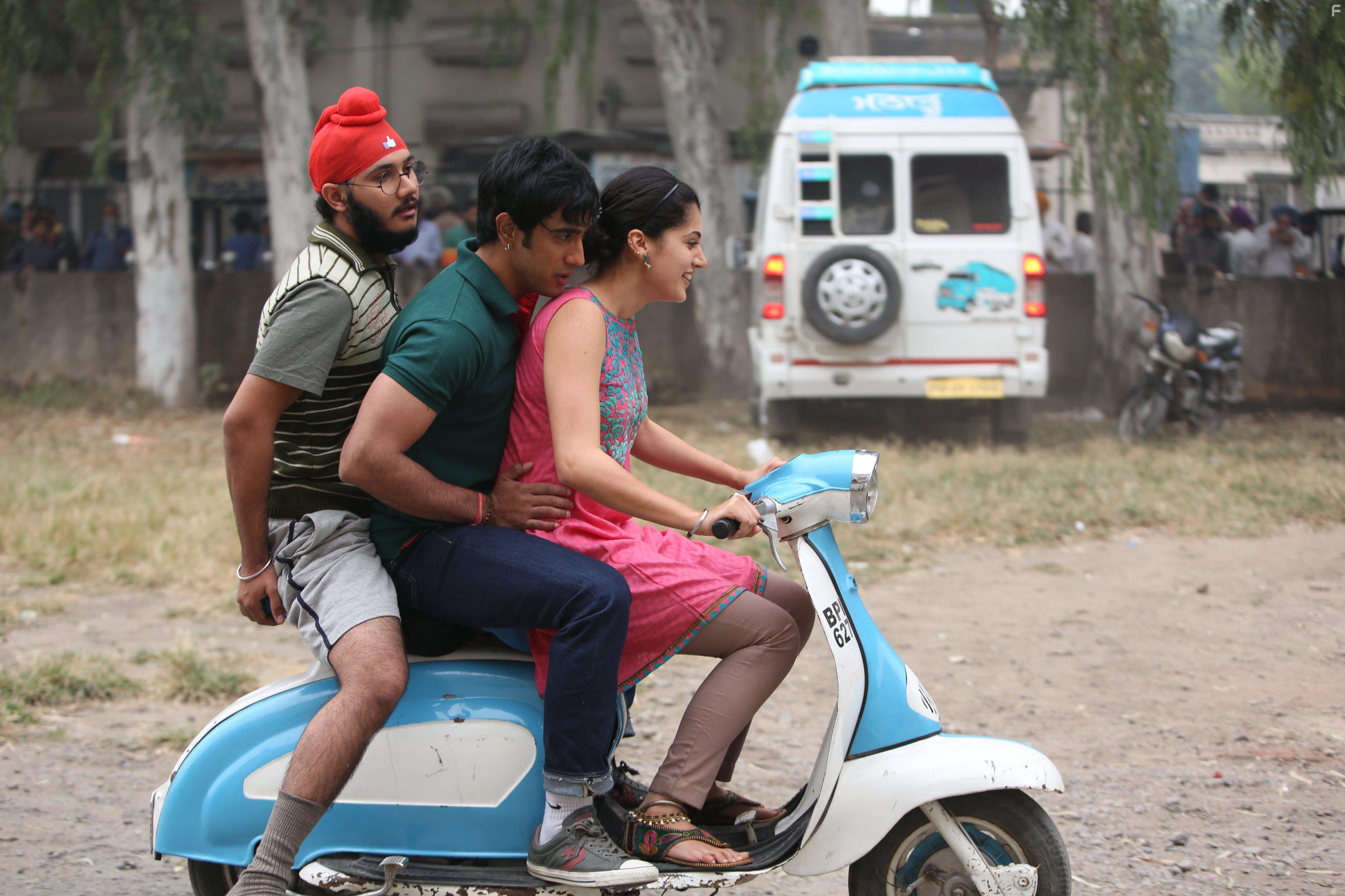 Running Shaadi (2017)