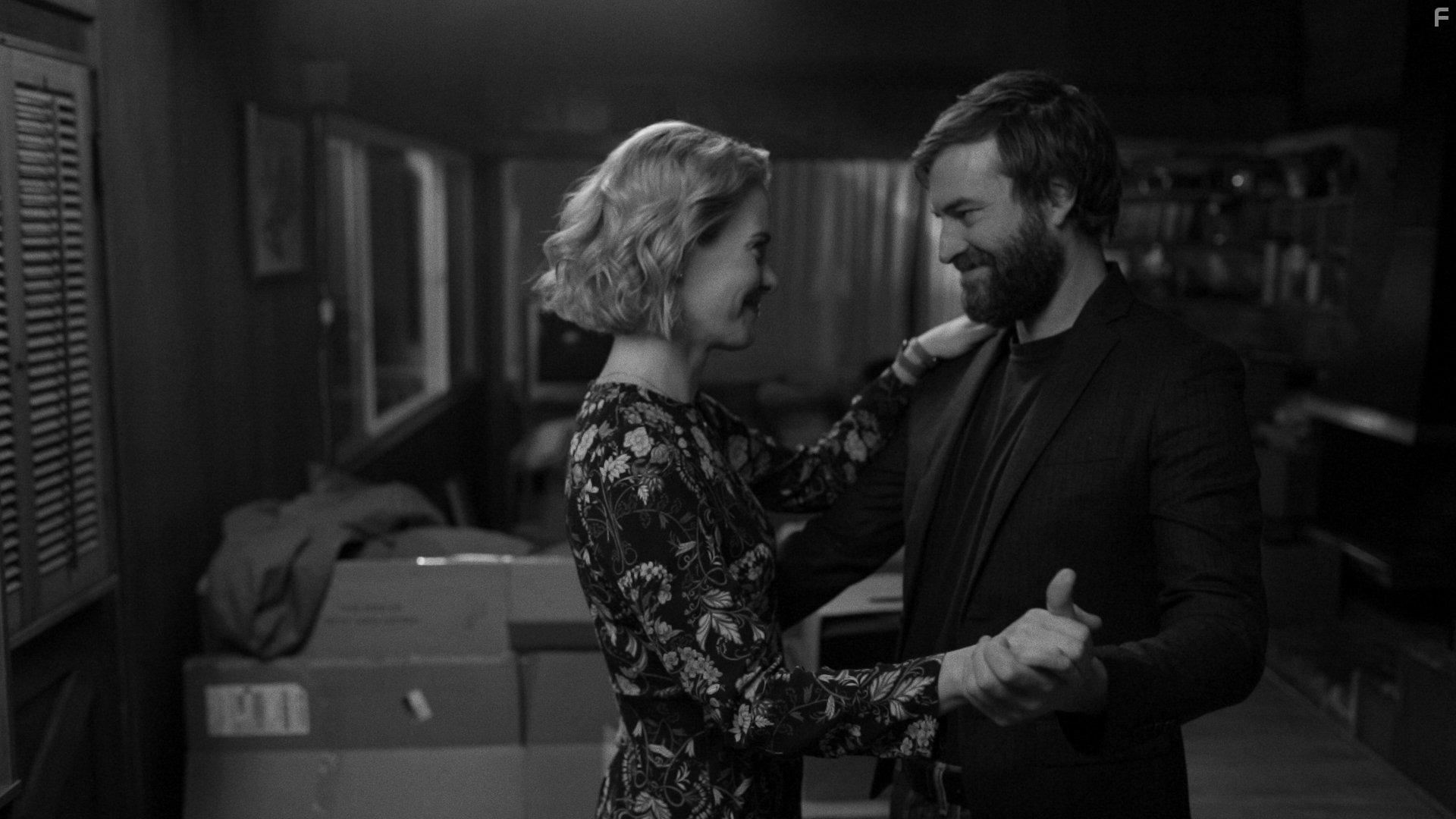 Sarah Paulson and Mark Duplass in Blue Jay (2016)