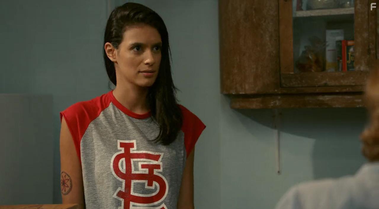 Hallie Todd, Kevin Otto, and Laysla De Oliveira in Lea to the Rescue (2016)