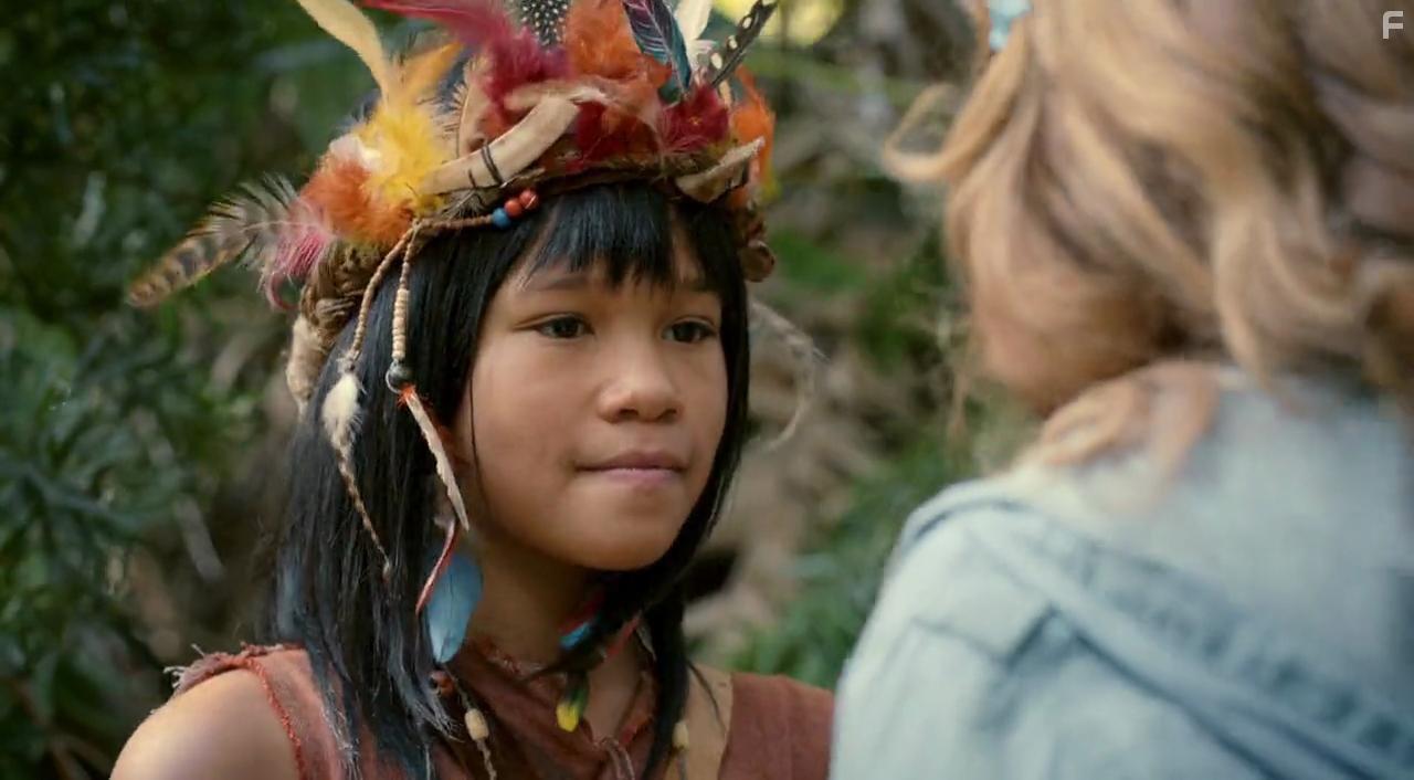 Maggie Elizabeth Jones and Storm Reid in Lea to the Rescue (2016)