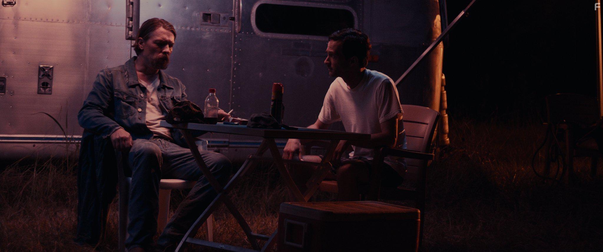 Miles Doleac and Joseph VanZandt in The Hollow (2016)