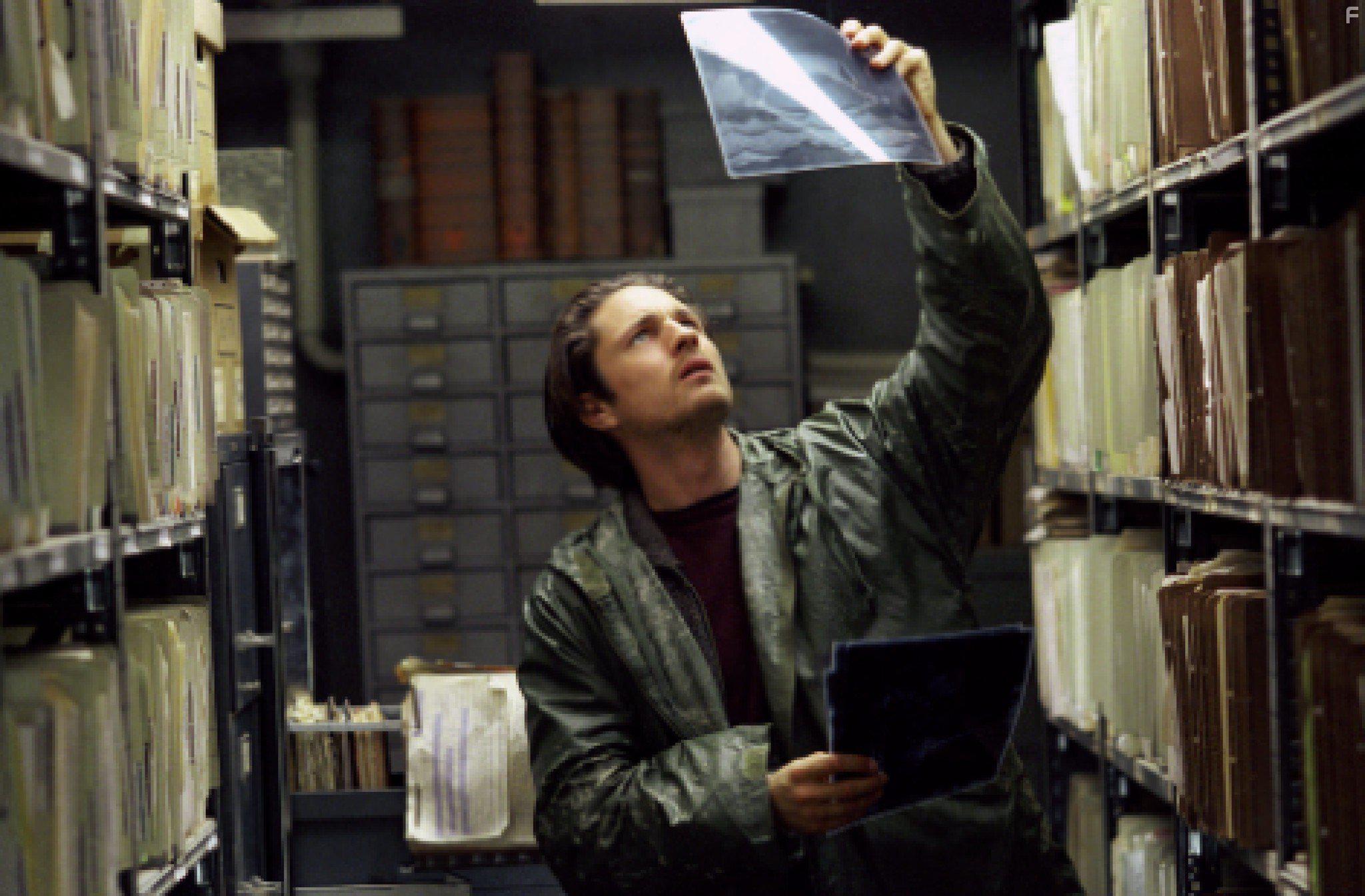 Martin Henderson in The Ring (2002)