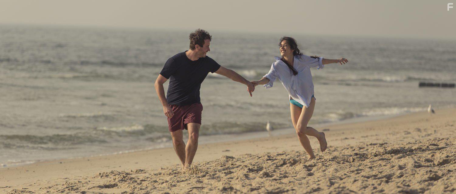 Un profil pour deux (2017)