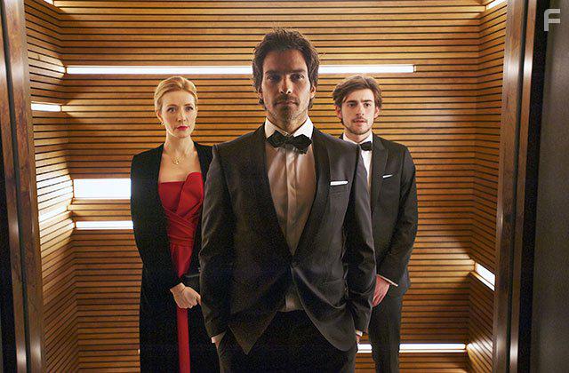 Jennifer Finnigan, Santiago Cabrera, and Charlie Rowe in Salvation (2017)