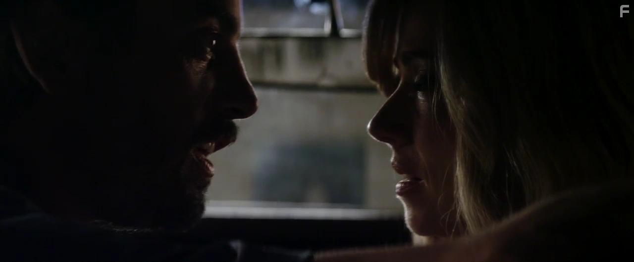 Skeet Ulrich and Linda Cardellini in Austin Found (2017)