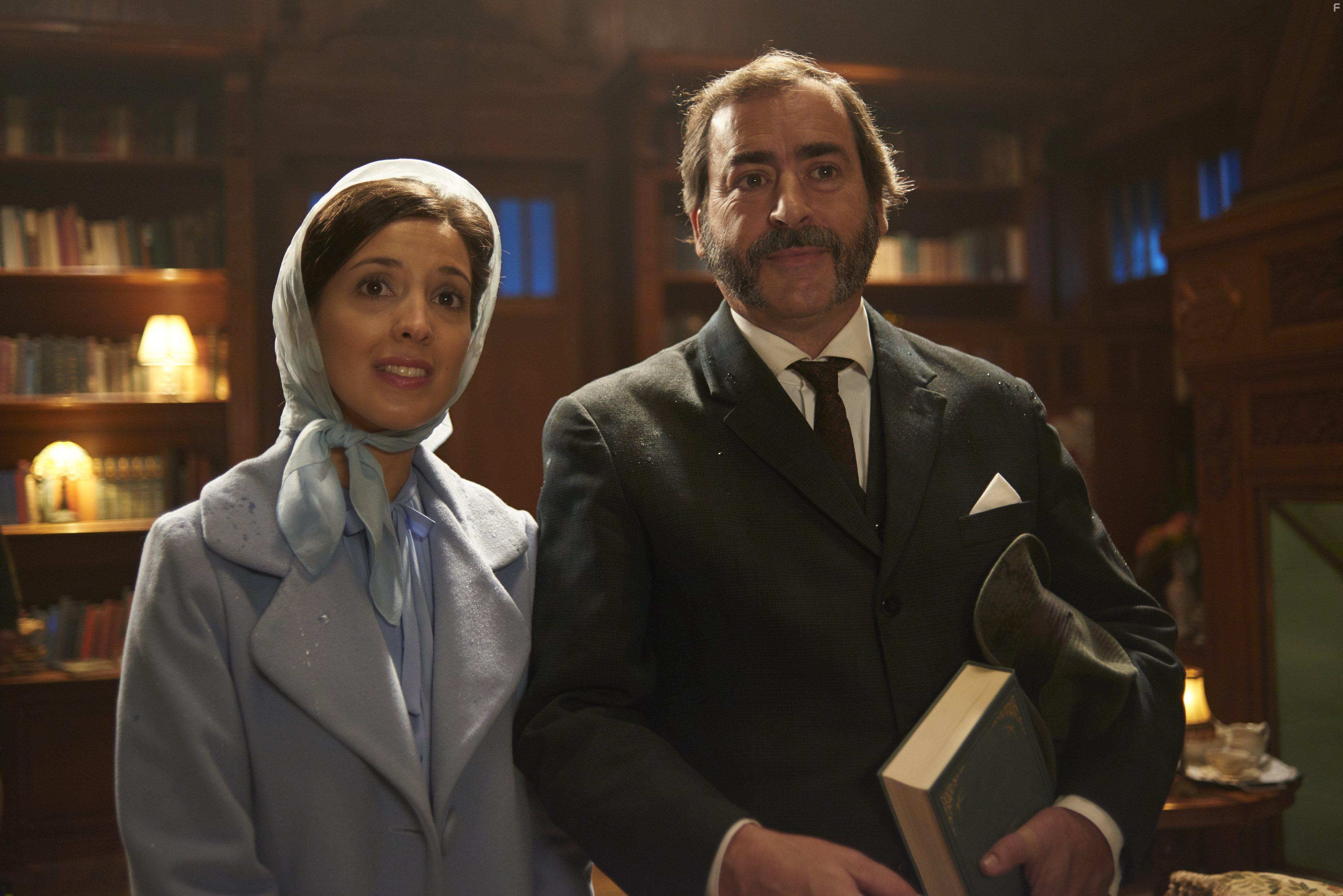Jorge Bosch and Carolina Lapausa in Zipi y Zape y la Isla del Capitn (2016)