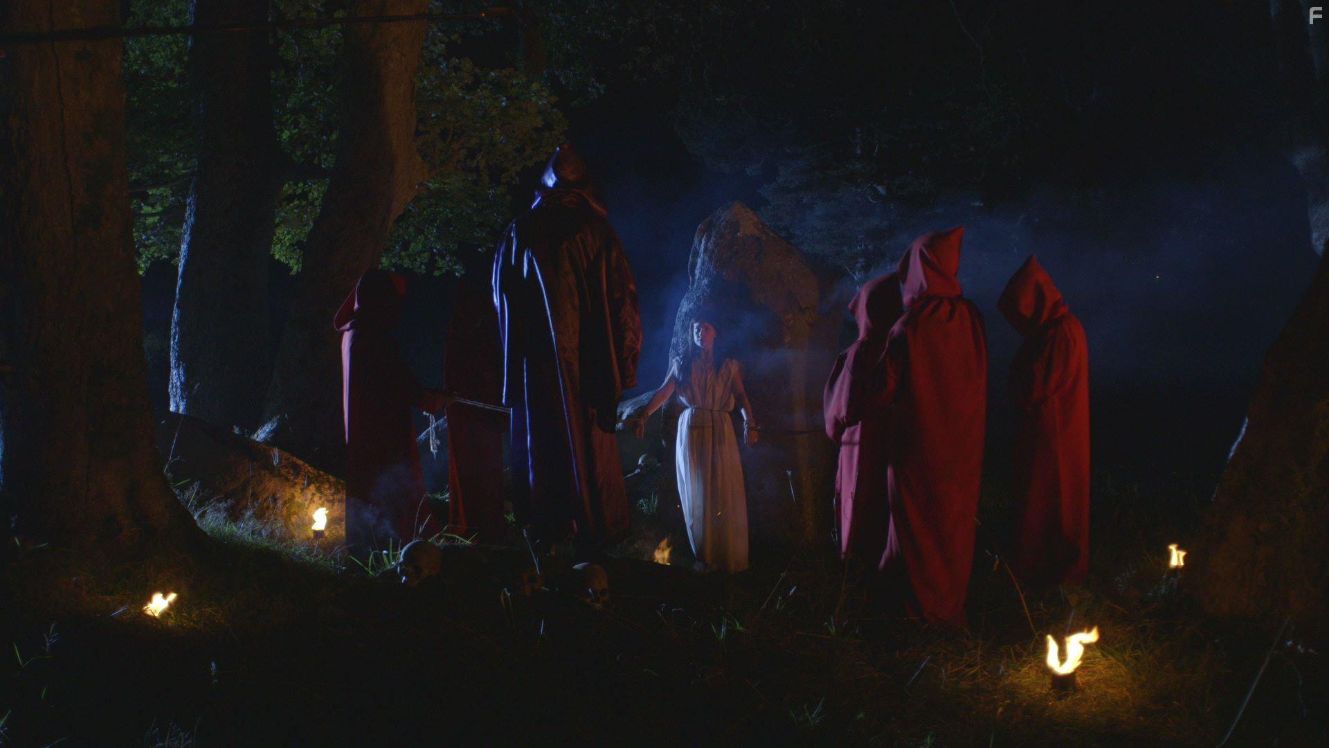 Taryn Barker: Demon Hunter (2016)