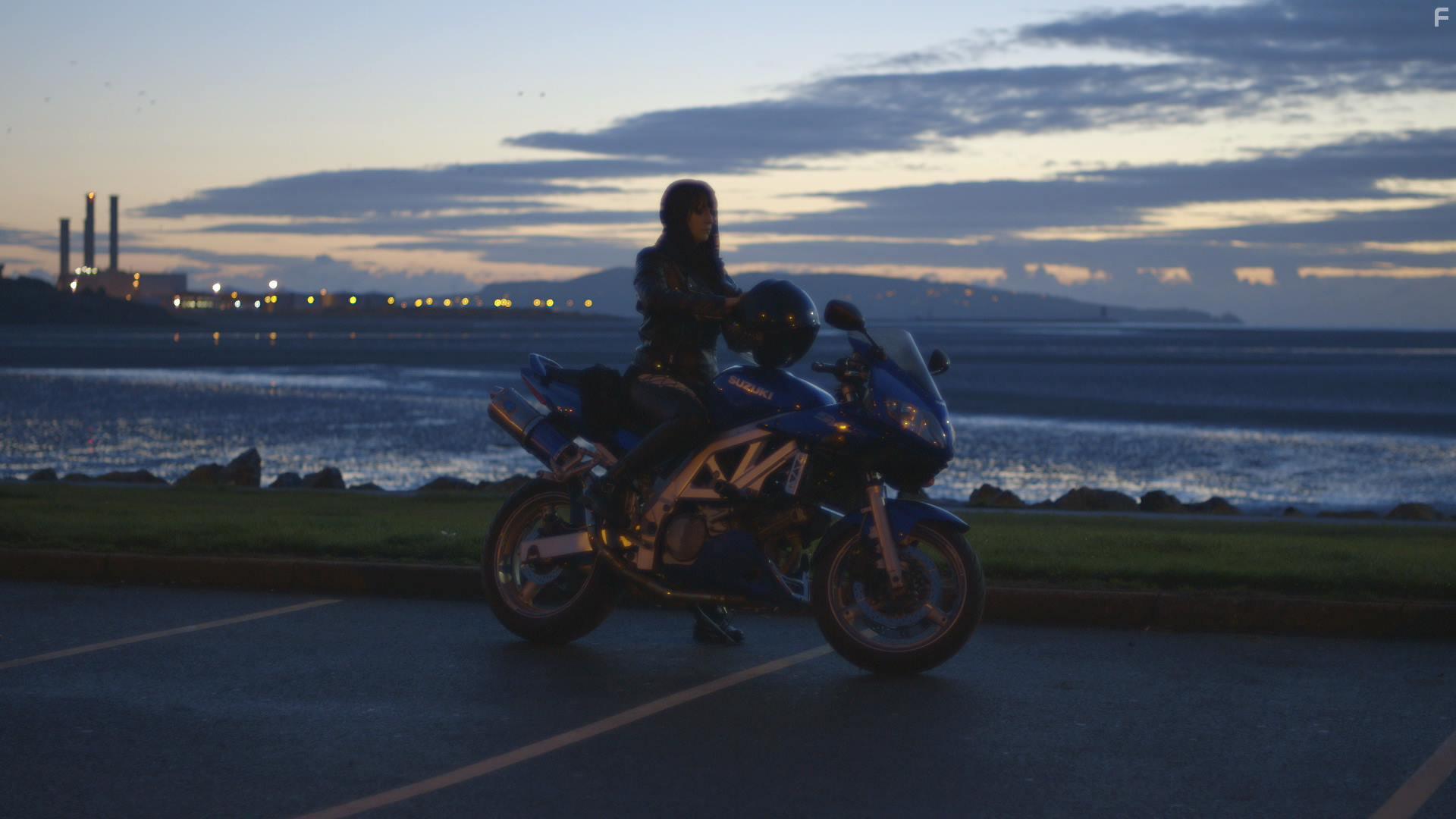 Taryn Barker: Demon Hunter (2016)