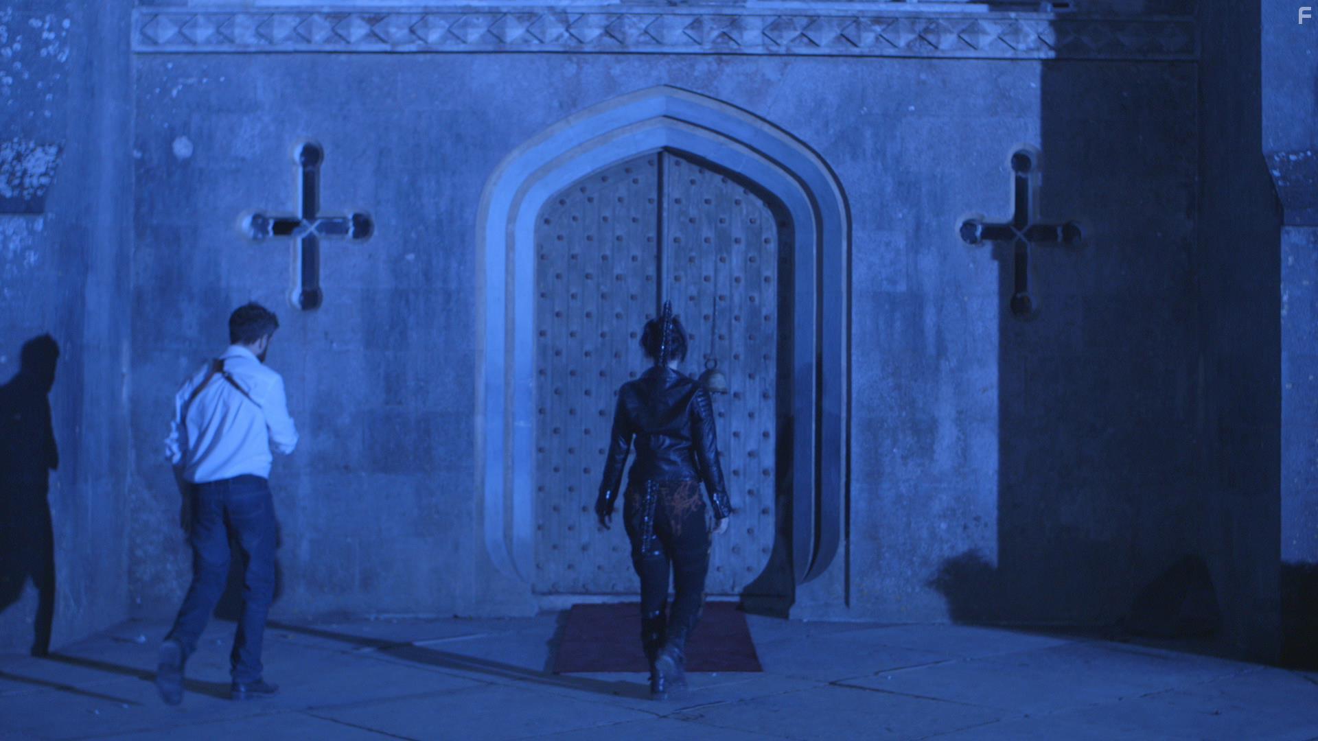 Taryn Barker: Demon Hunter (2016)