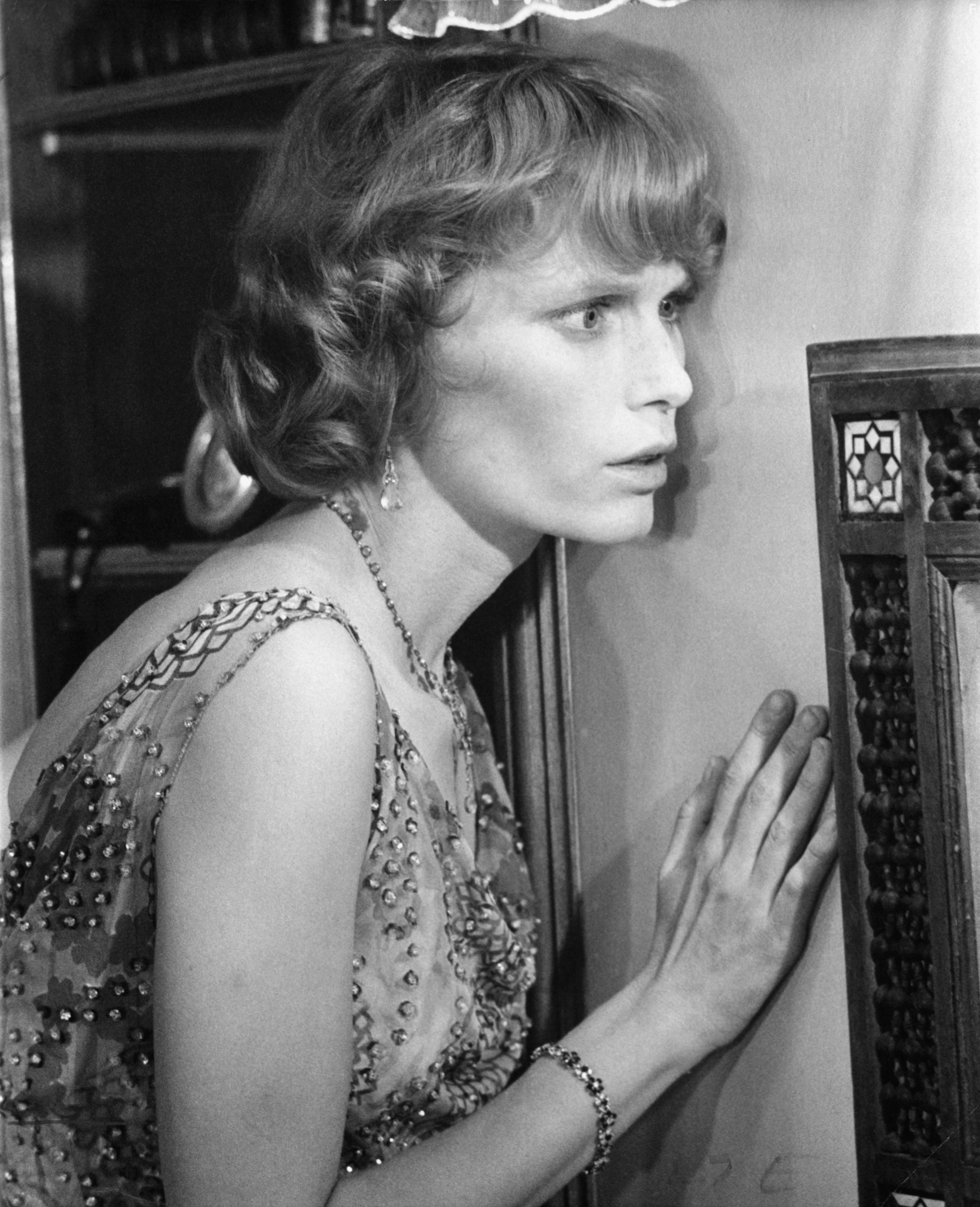 Mia Farrow in Смерть на Ниле (1978)