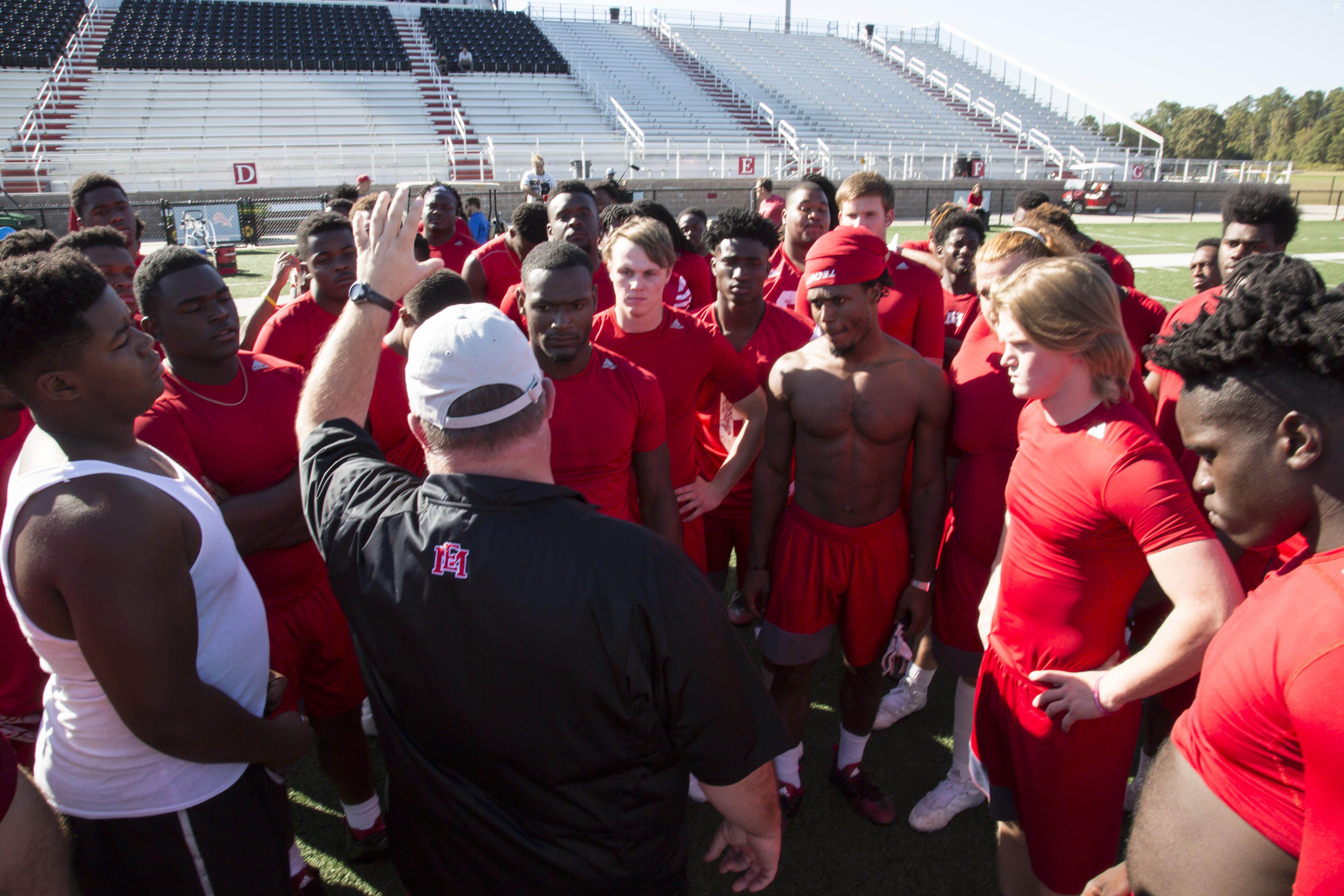 Last Chance U (2016)