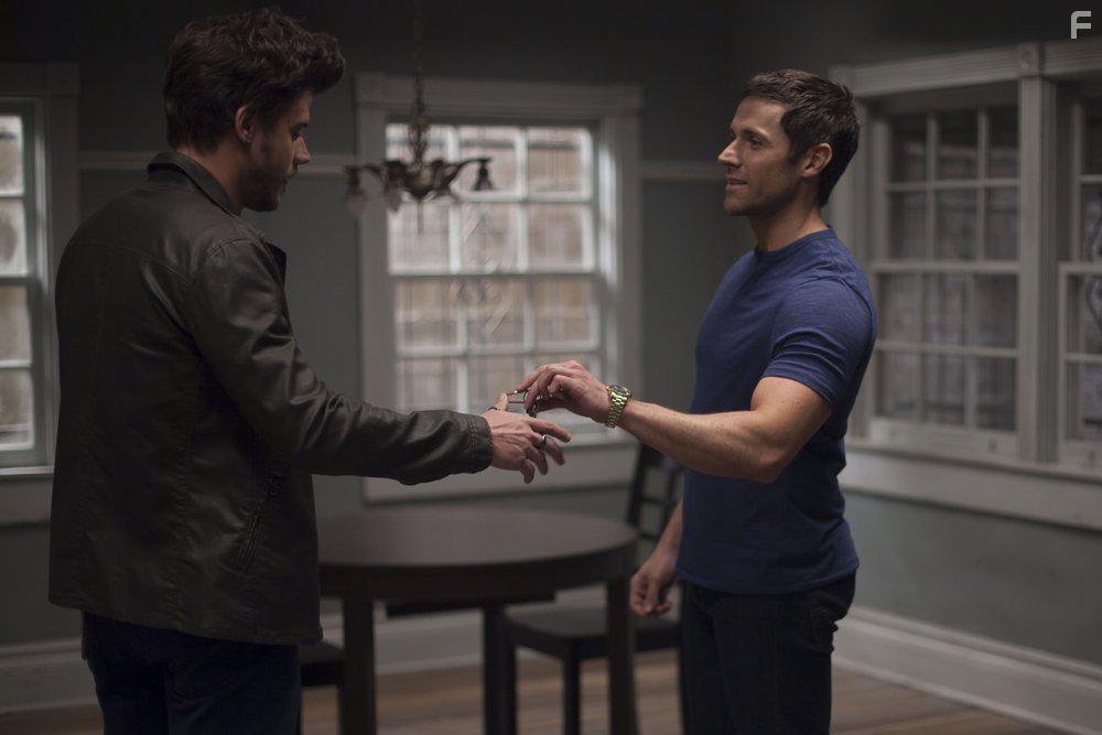 Dylan Bruce and Franois Arnaud in Midnight, Texas (2016)