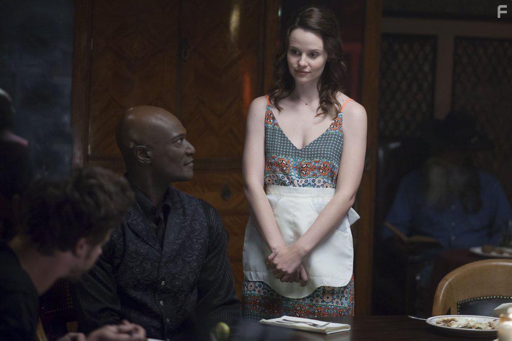 Peter Mensah and Sarah Ramos in Midnight, Texas (2016)