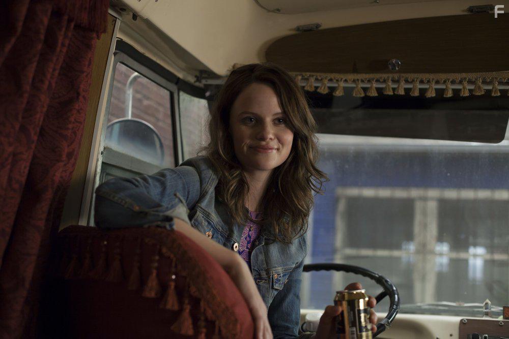 Sarah Ramos in Midnight, Texas (2016)