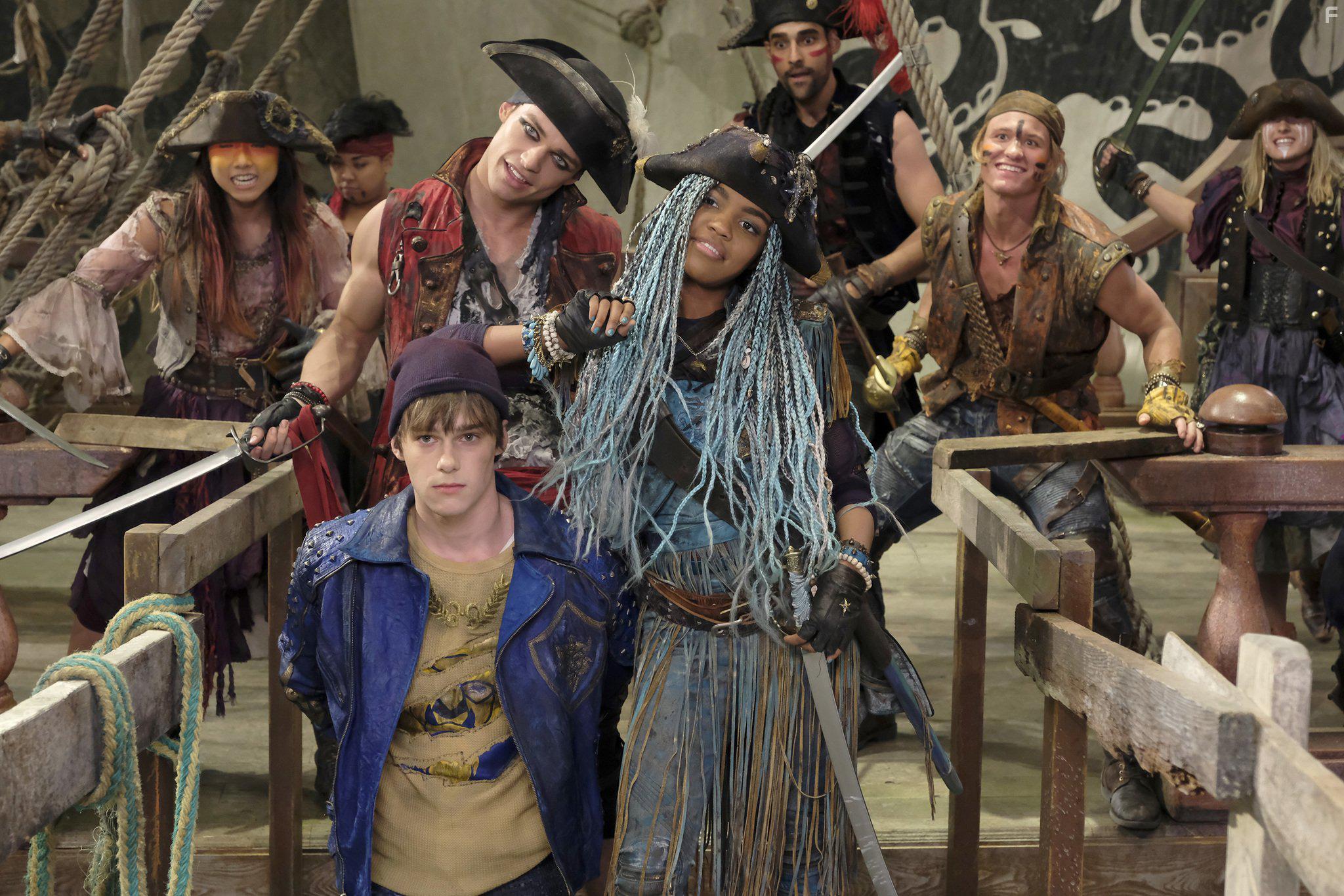 China Anne McClain, Mitchell Hope, Dylan Playfair, and Thomas Doherty in Descendants 2 (2017)