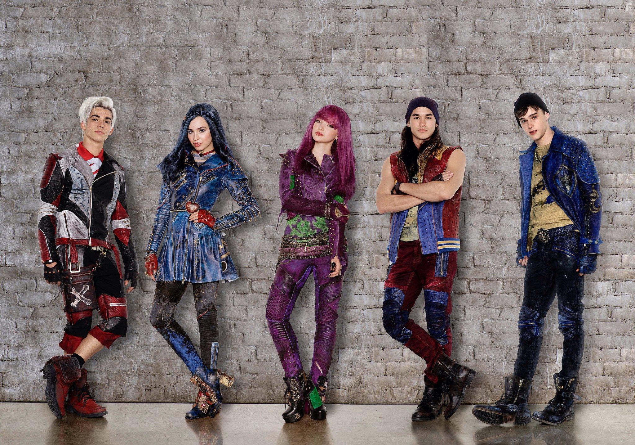 Booboo Stewart, Cameron Boyce, Dove Cameron, Mitchell Hope, and Sofia Carson in Descendants 2 (2017)