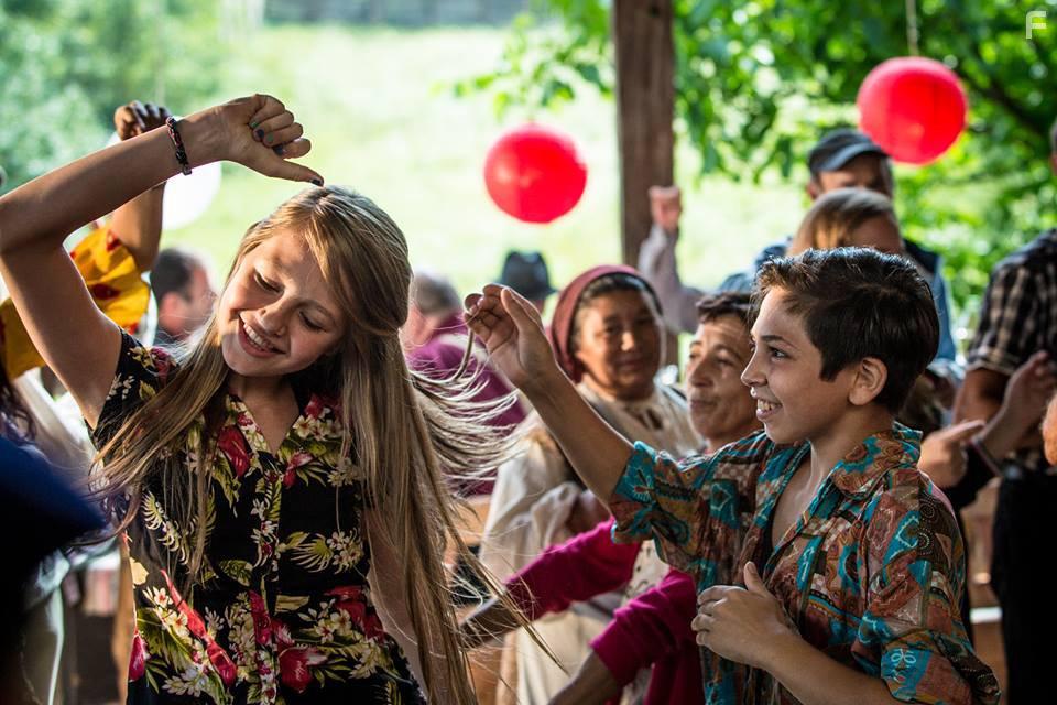 Flora Thiemann and Hagi Lacatus in Nellys Abenteuer (2016)