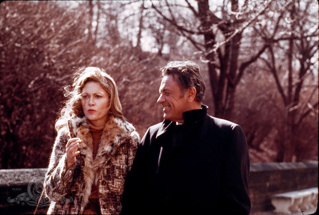 William Holden and Faye Dunaway in Телесеть (1976)