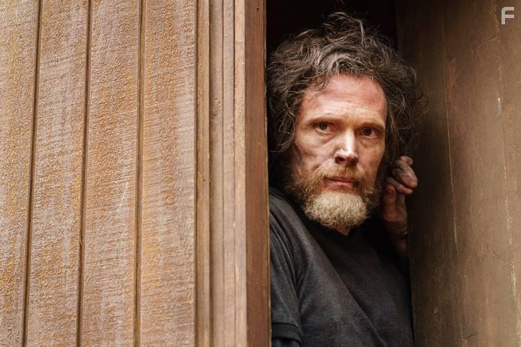 Paul Bettany in Manhunt: Unabomber (2017)