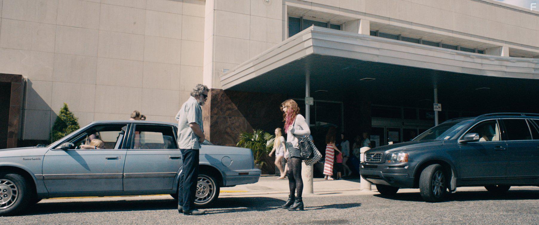 Ray Liotta and Rose Leslie in Sticky Notes (2016)