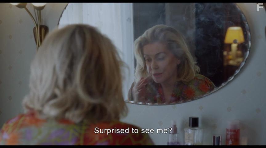 Catherine Deneuve in Sage femme (2017)