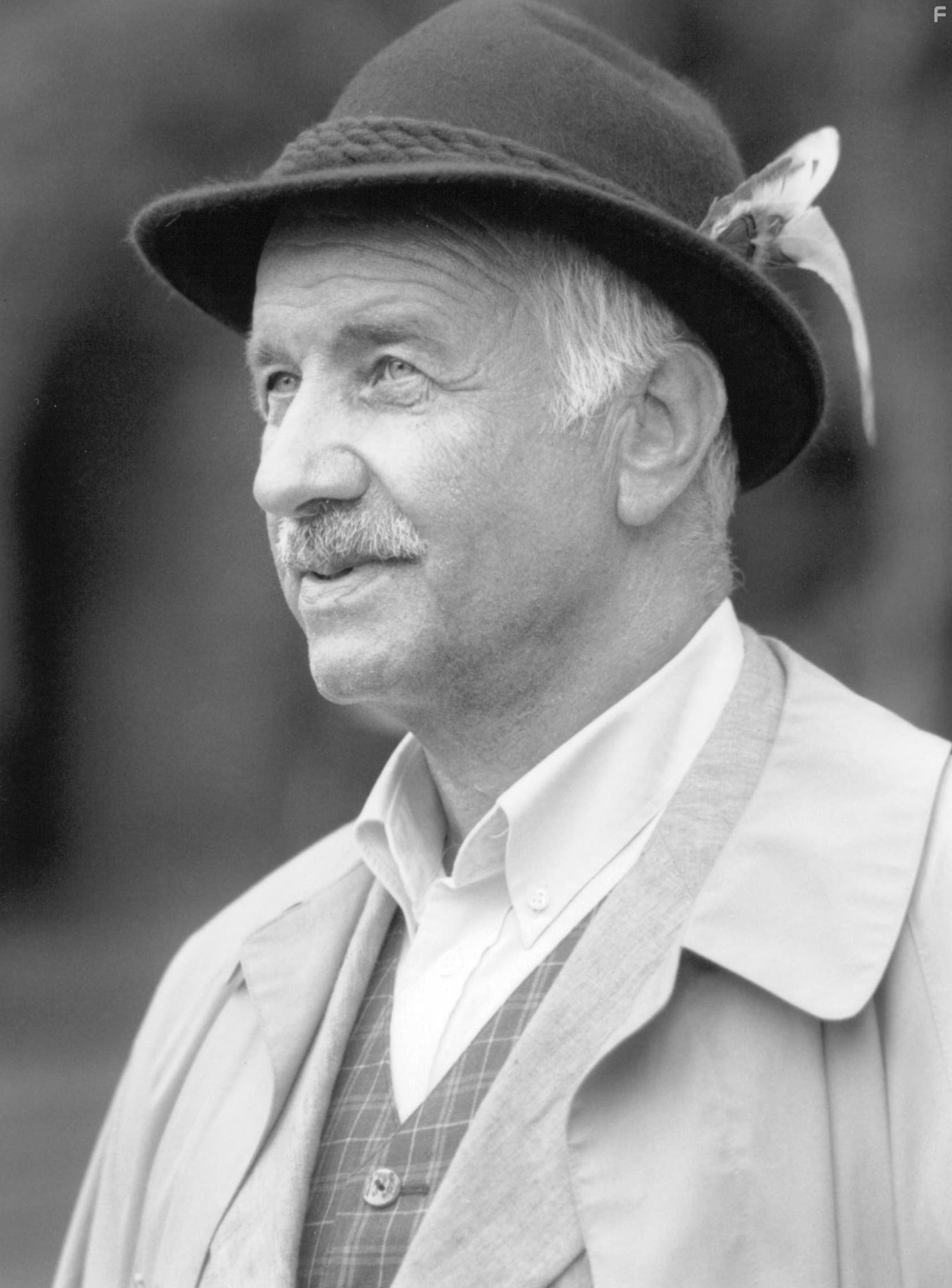 Armin Mueller-Stahl in Миротворец (1997)