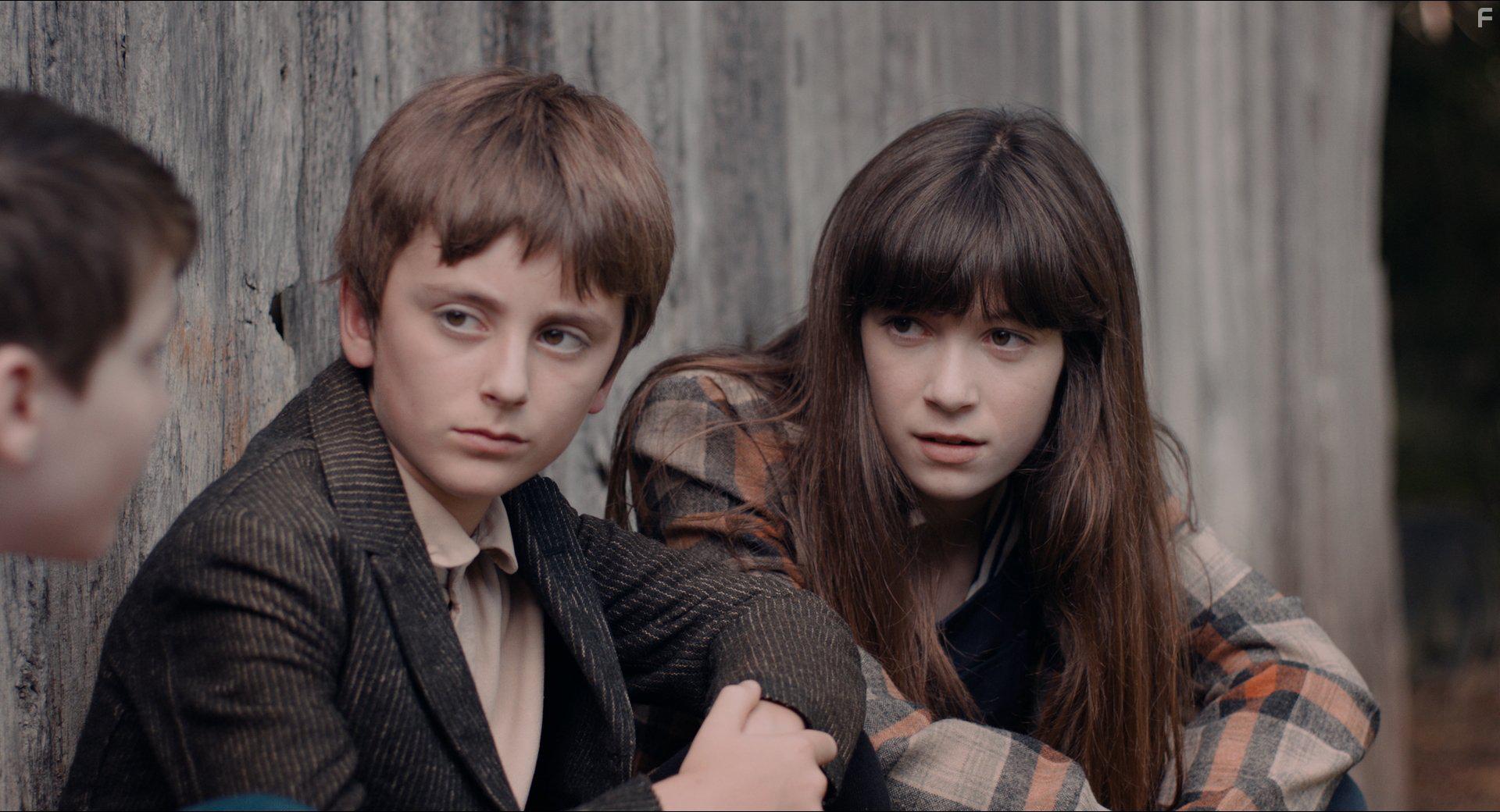 Grace Kaufman, Harp Sandman, and Gabriel Landis in Brave New Jersey (2016)