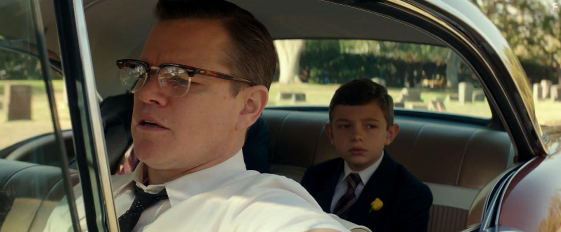 Matt Damon and Noah Jupe in Suburbicon (2017)