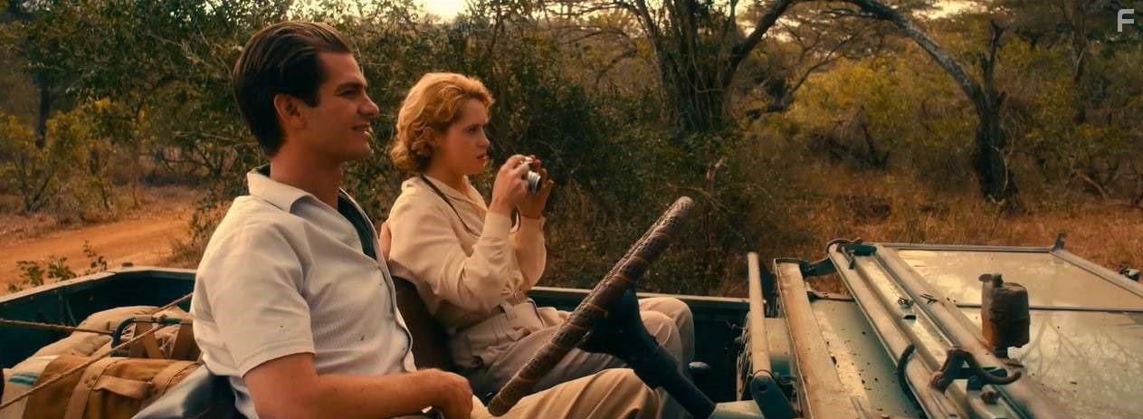 Andrew Garfield and Claire Foy in Breathe (2017)